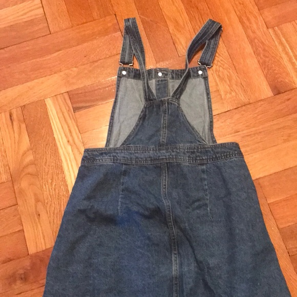 H&M overall dress - Picture 2 of 3